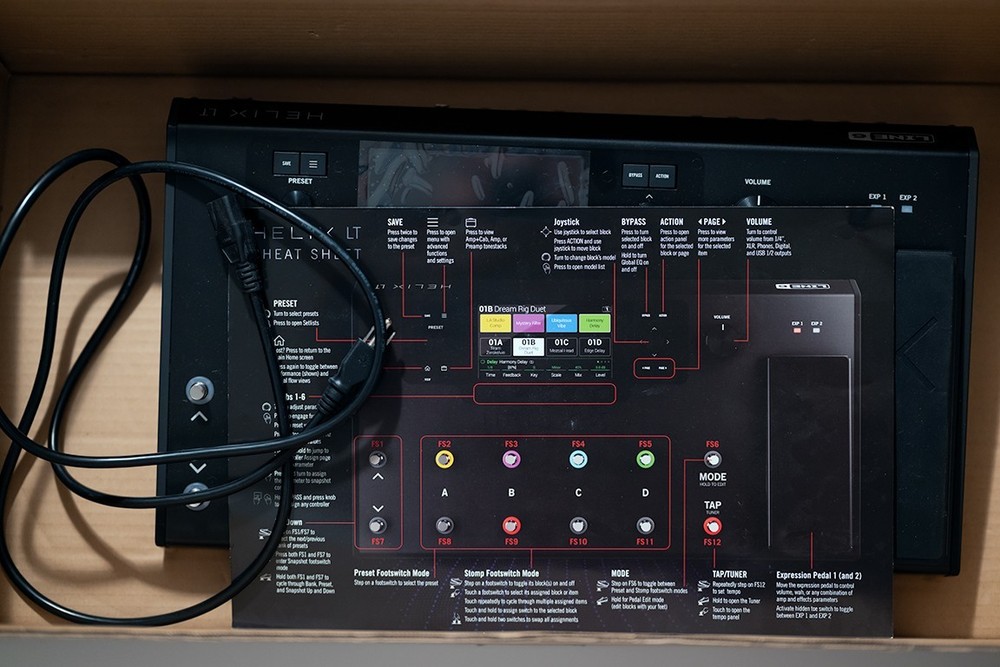 Line 6 Helix LT Guitar Processor Excellent condition