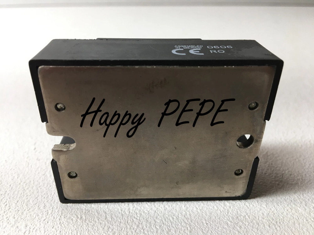 New D1D20 CRYDOM SOLID STATE RELAY