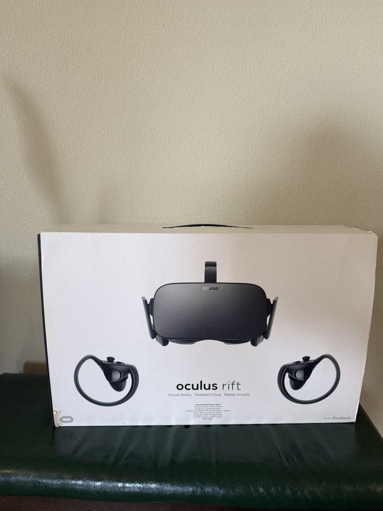 Oculus Rift VR Headset Complete Bundle Open Box w/ Controllers & Box