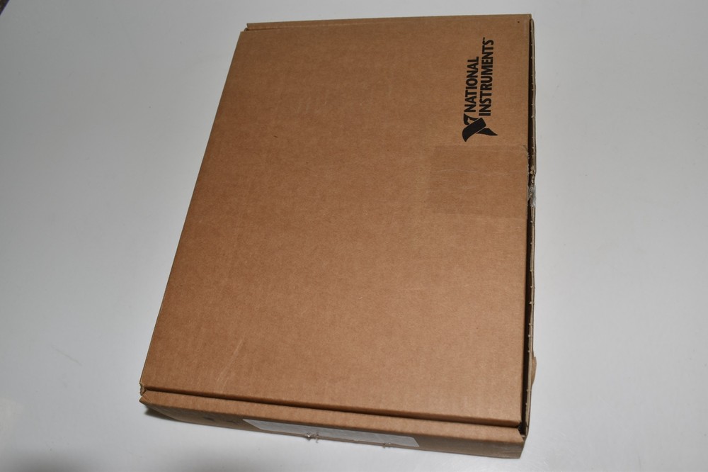 National Instruments SCB-100 Shielded Desktop Connector Block New (AKL84)