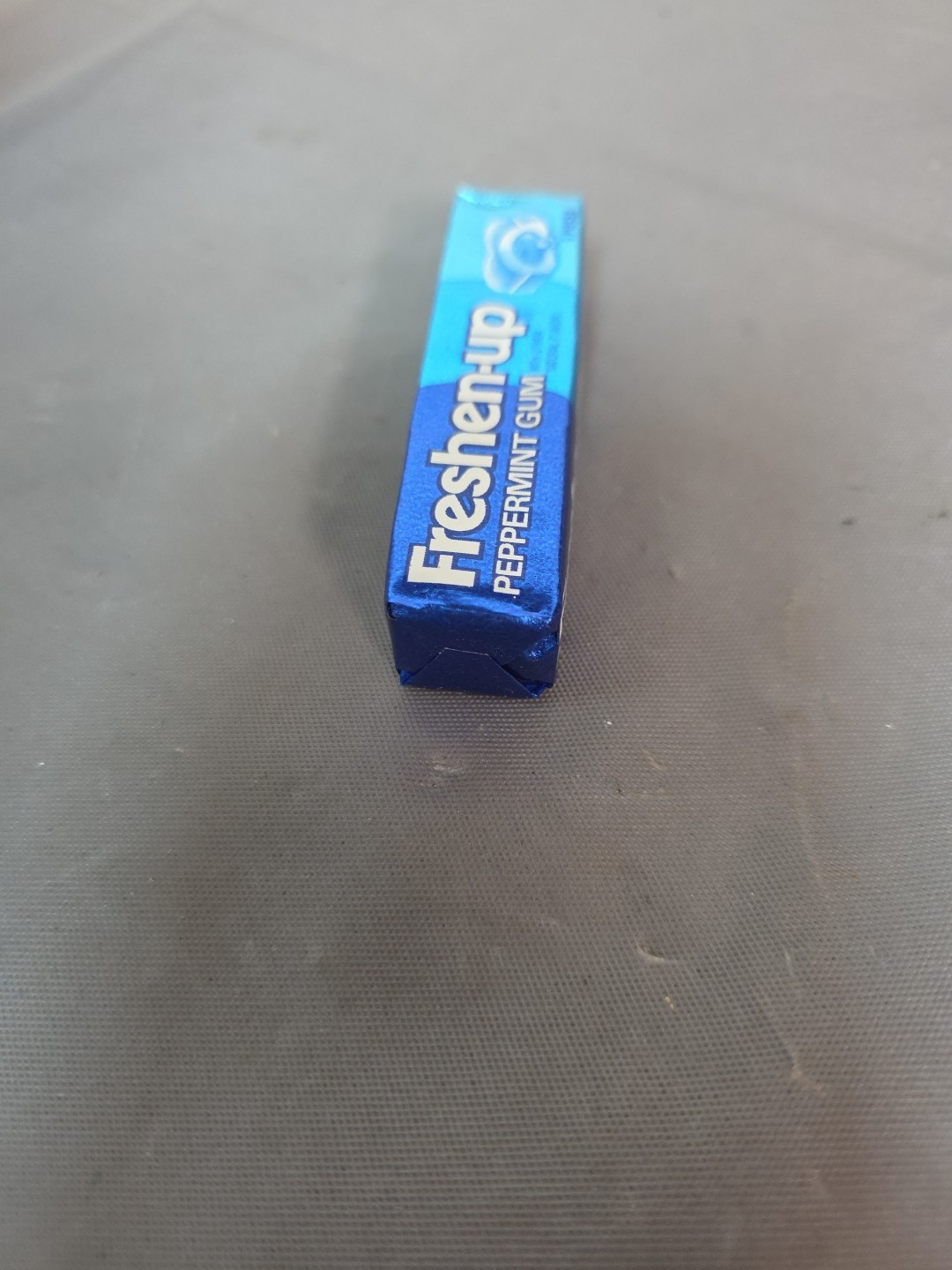 Vintage FRESHEN-UP PEPPERMINT GUM Unopened New Old Stock