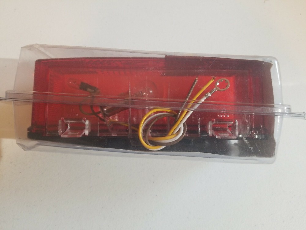 Blazer C88 Submersible Stop / Tail / Turn Light (3 x 8") - Retangular