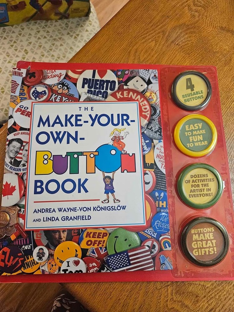NIB RARE Make Your Own Button Book