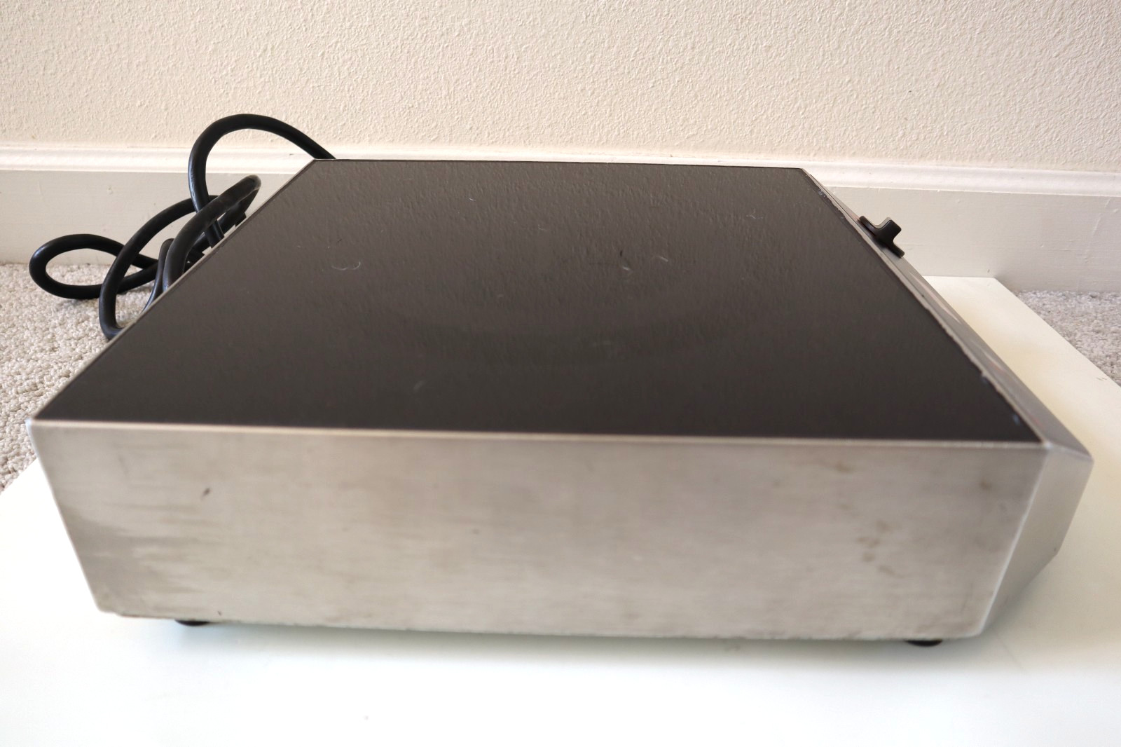 Cooktek MC2500 induction cooktop 208-240V