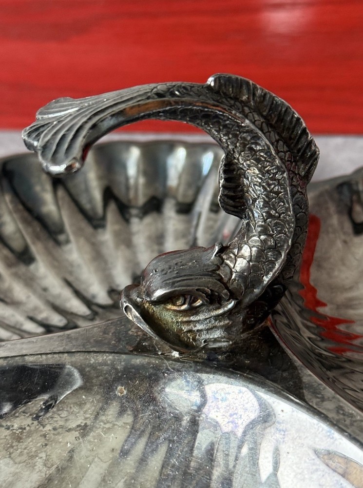 Silver Plated Three Scallop Shell Shaped Serving Dish Center Dolphin Handle