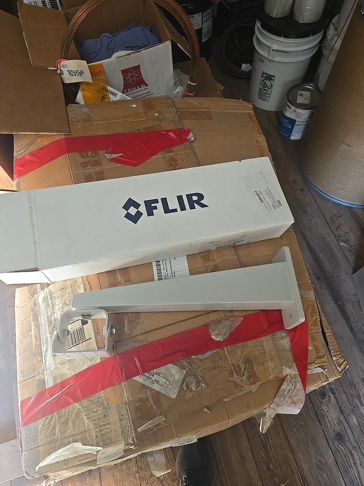 FLIR Camera Mount 500-0462-00