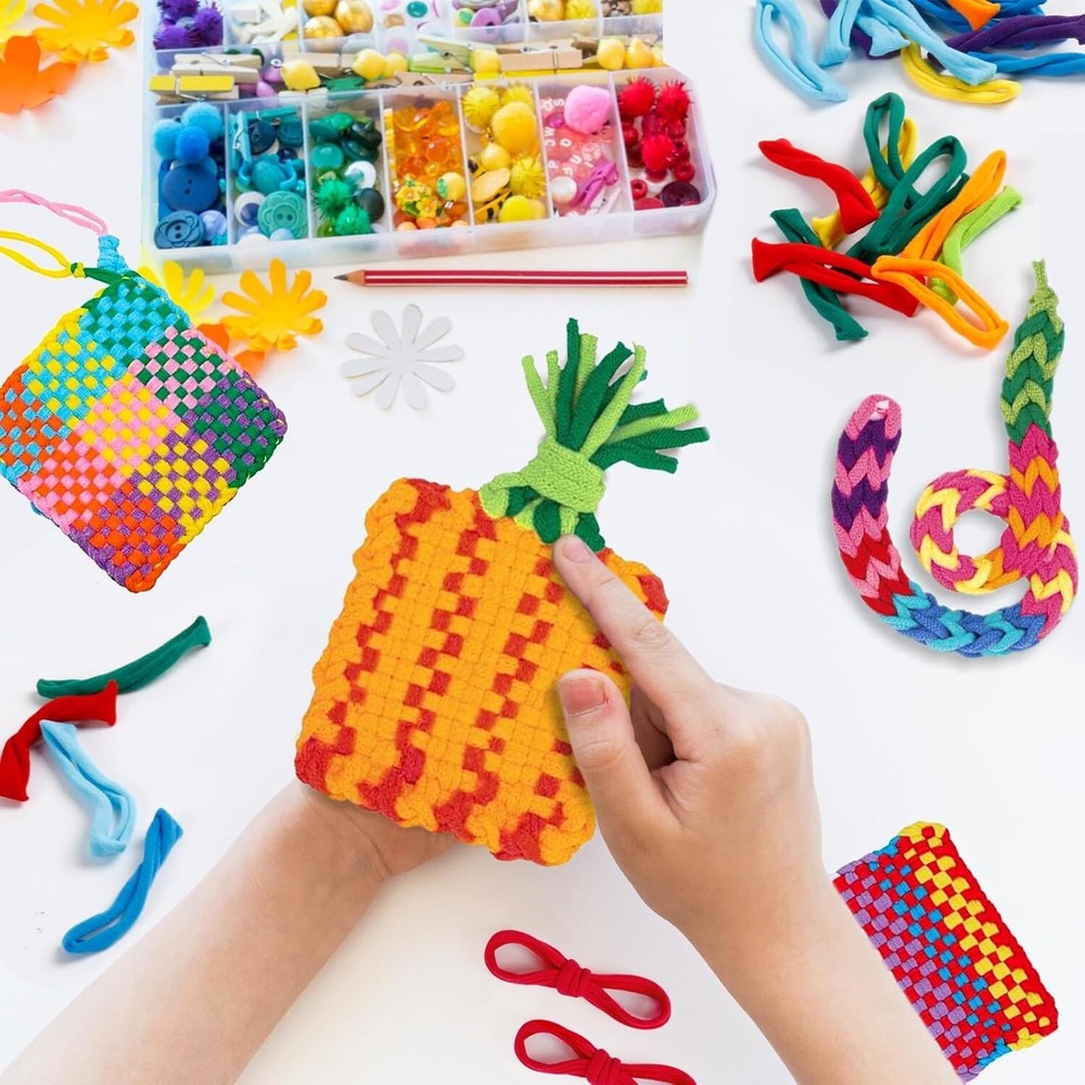 800 PCS Loom Loops 7” Rainbow Themed Weaving Potholder