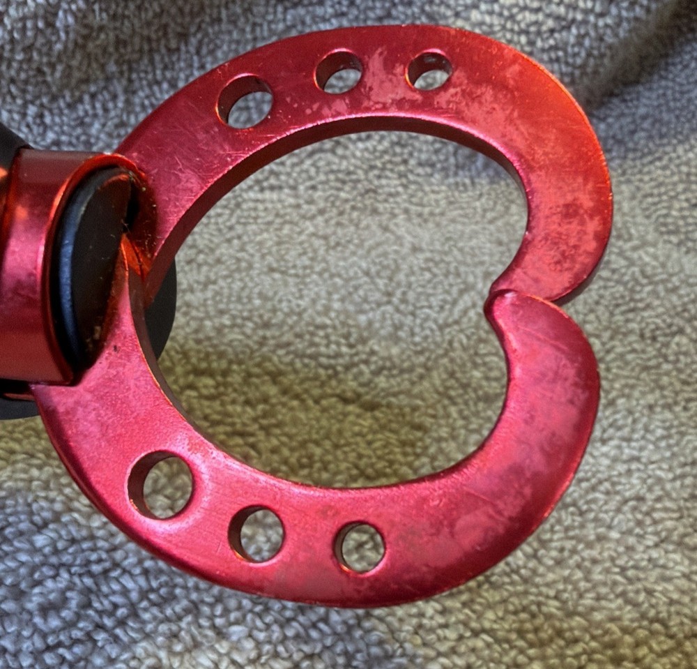 EGO Mini Fish Gripper with a Magnetic Release