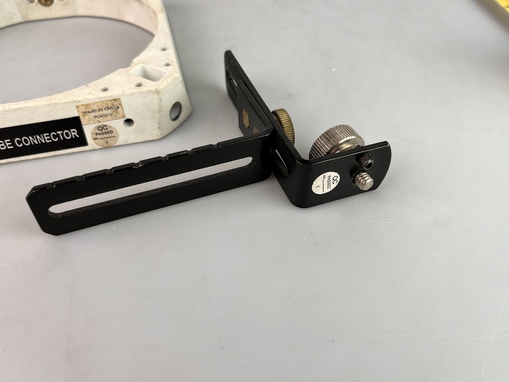 Genuine Original PHOTOFLEX Strobe Connector BASIC 200SC w/ Bracket