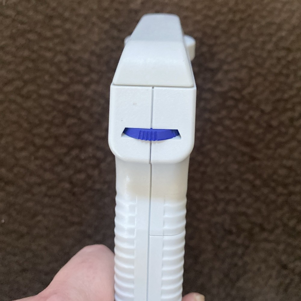 Eppendorf Easypet Electronic Pipette Controller with Charger Tested Working