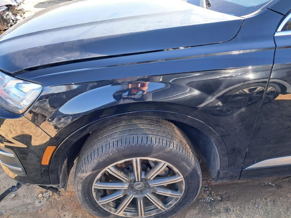 Fuse Box Engine Fits 17-24 AUDI Q7 4849922