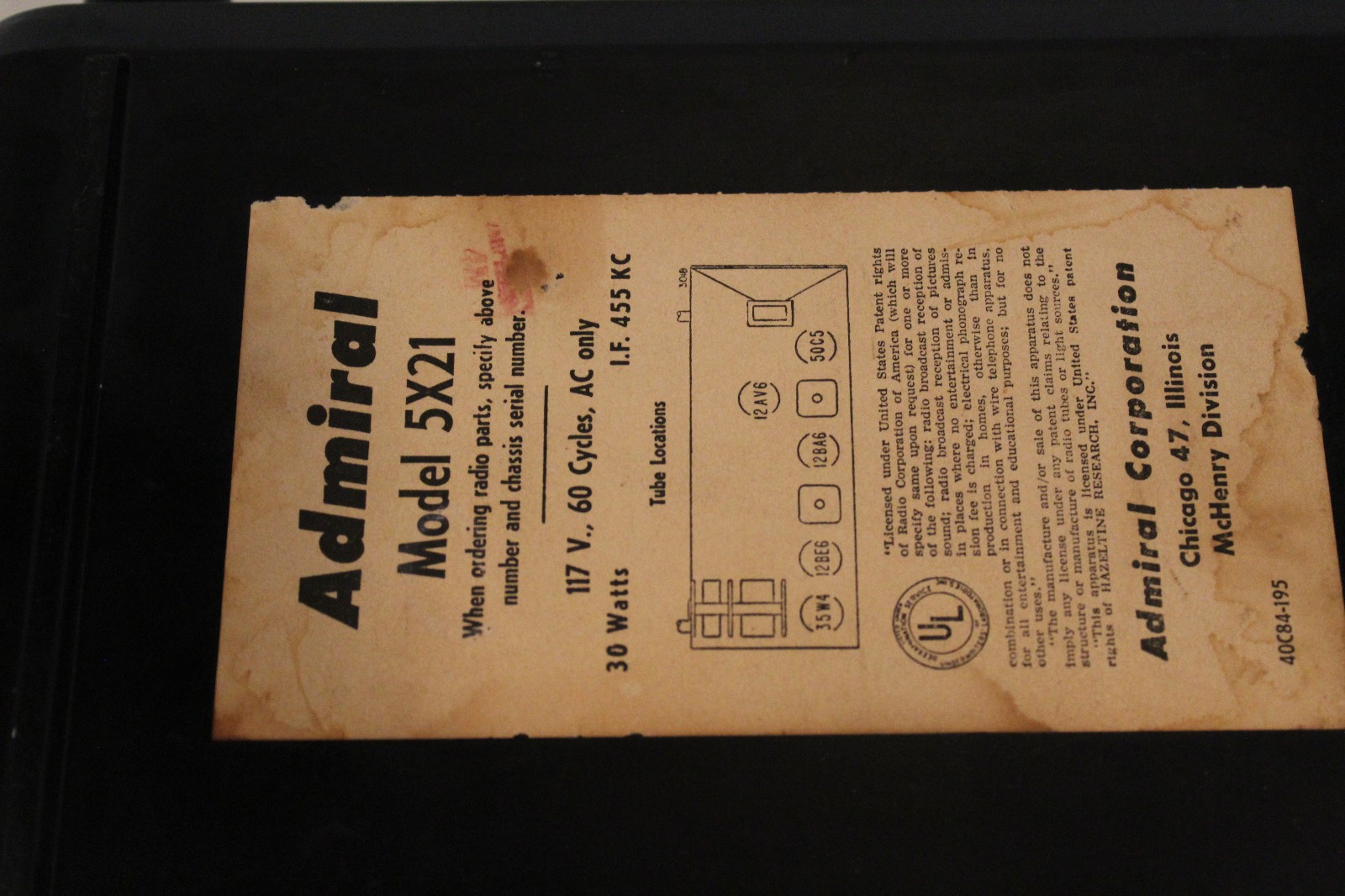 Admiral Model 5x21 Bakelite AM Clock 5 Tube Radio - 1953