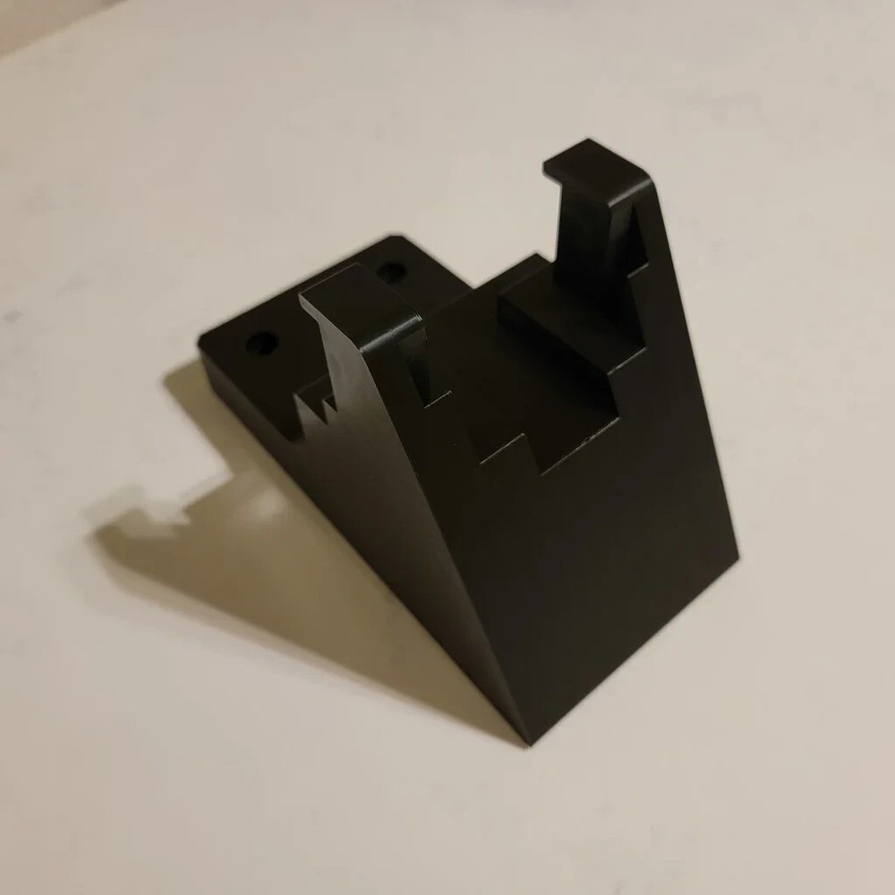 Wall Mount for LEGO UCS Millennium Falcon 75192