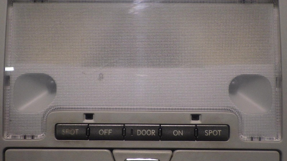 07 LEXUS LS460 Front Console roof