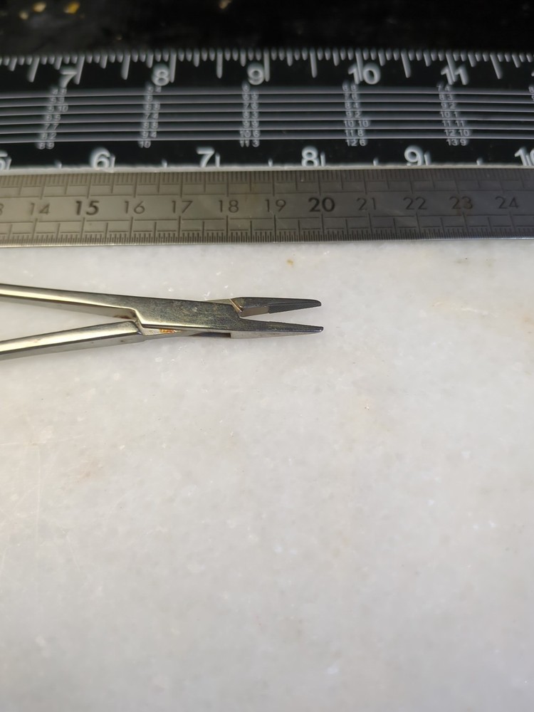 Surgical Needle Holder Apprx 16cm