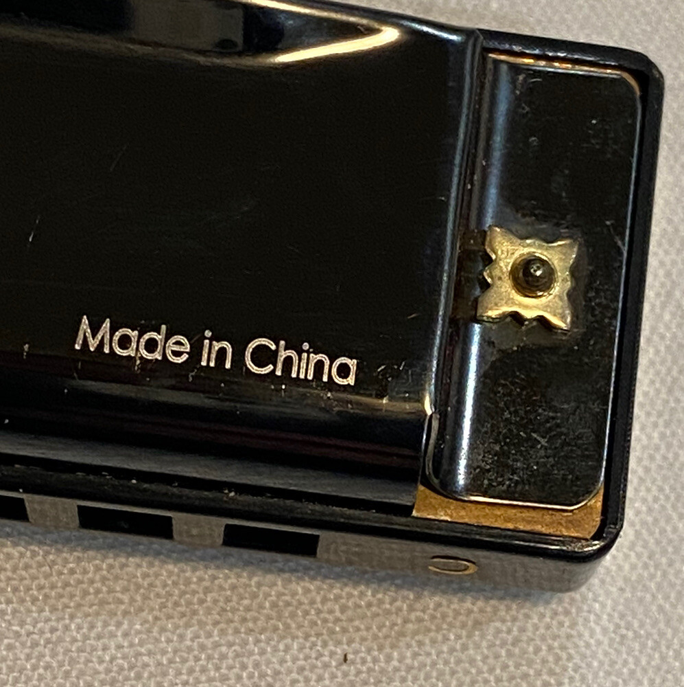 AMOSIC Harmonica w/Case