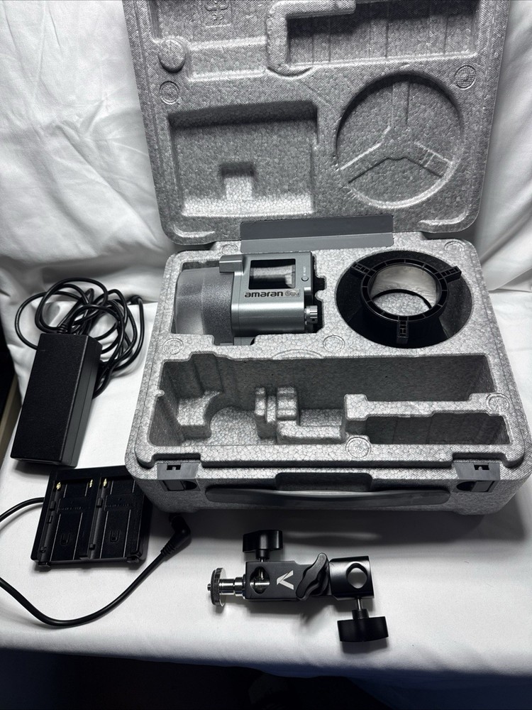 amaran 60d Continuous Lighting Gray Unit Reflector Power Adapter Mount Case