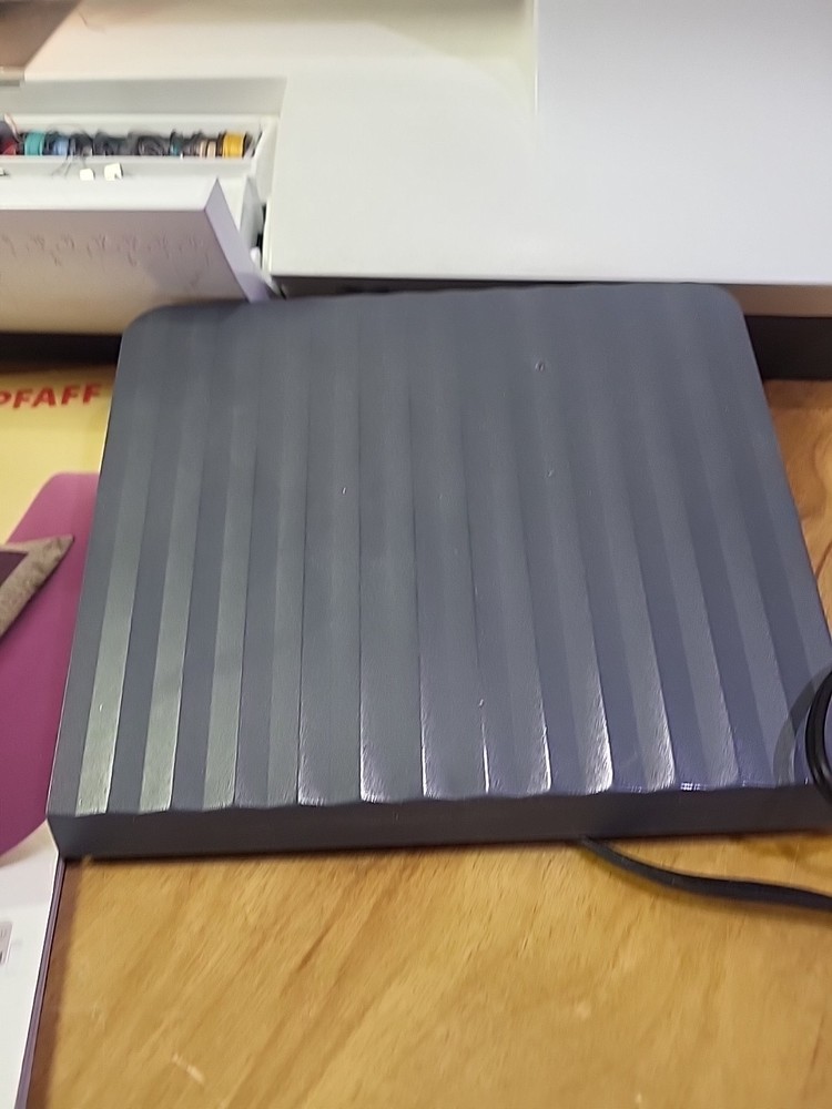 Pfaff Quilt Expression 4.0 Sewing Machine With IDT- Working , Clean+ Extras.