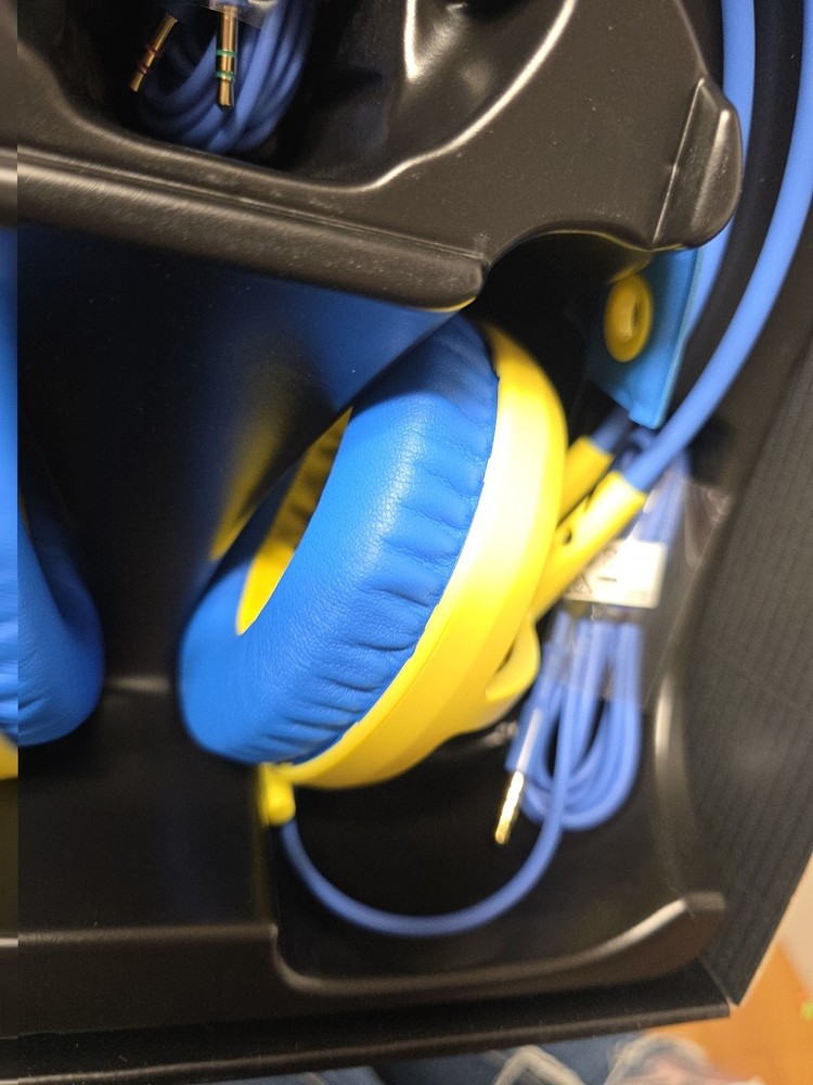 Fallout 4 Vault 111 SteelSeries Siberia V3 Headset