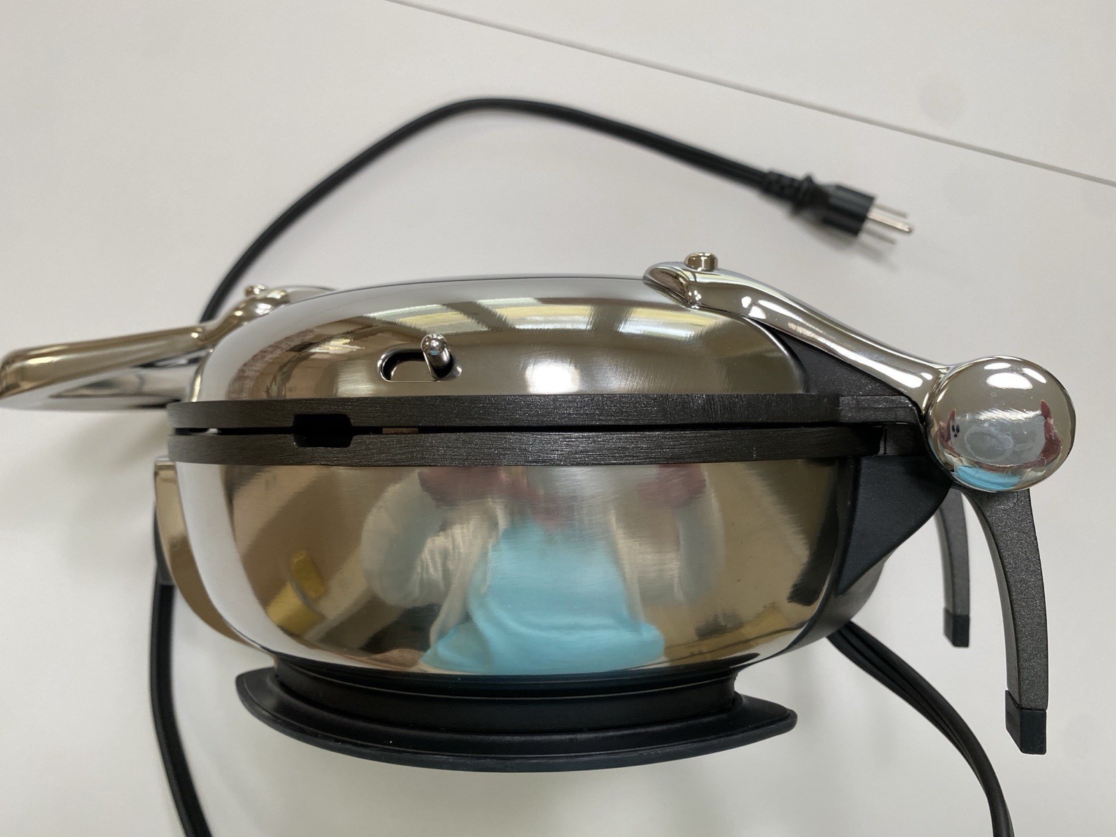 ALL CLAD CLASSIC ROUND STAINLESS STEEL WAFFLE MAKER 6071 TESTED WORKS FINE