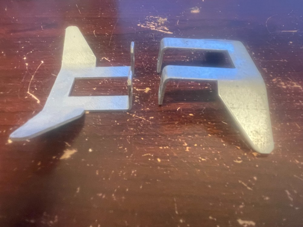 Siemens Ringless Meter Support Brackets, Hardware for ECMMRLCK (Brackets Only)