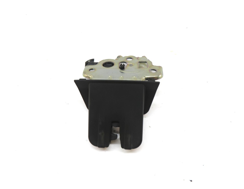 2013 AUDI Q5 (B8 8R) REAR TRUNK LOCK LATCH ACTUATOR
