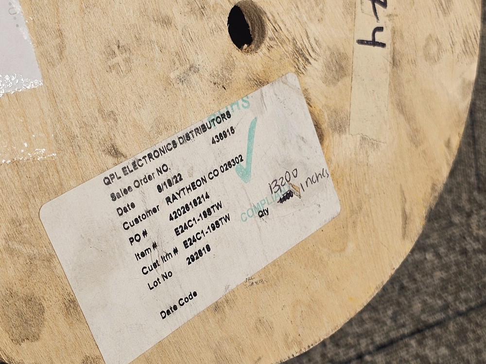 QPL Electronics Distributors E24C1-19STW 1100ft Wire Y34-05 Cable White Spool