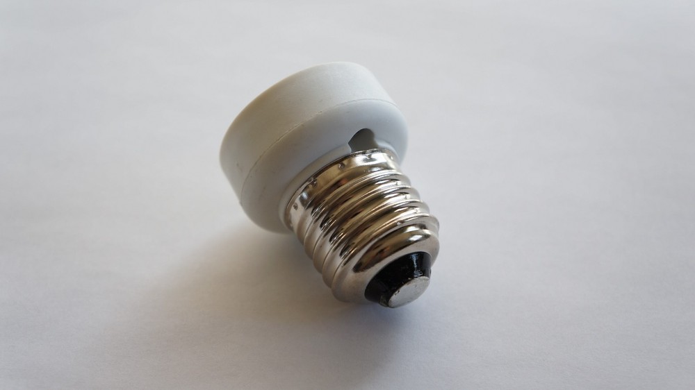 (5pcs) E26 MediumEdison Screw to GU24 Bin-Pin Base Socket Adapter Converter