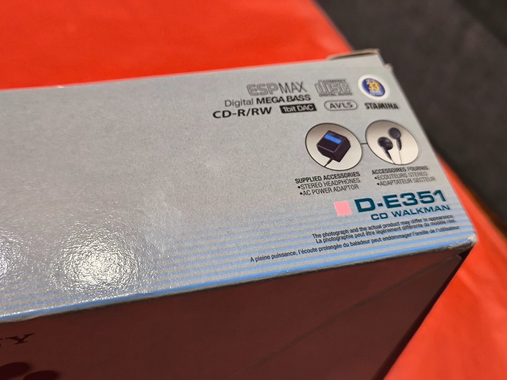 Sony D-E351 CD/CD-R/RW Walkman Blue Boxed