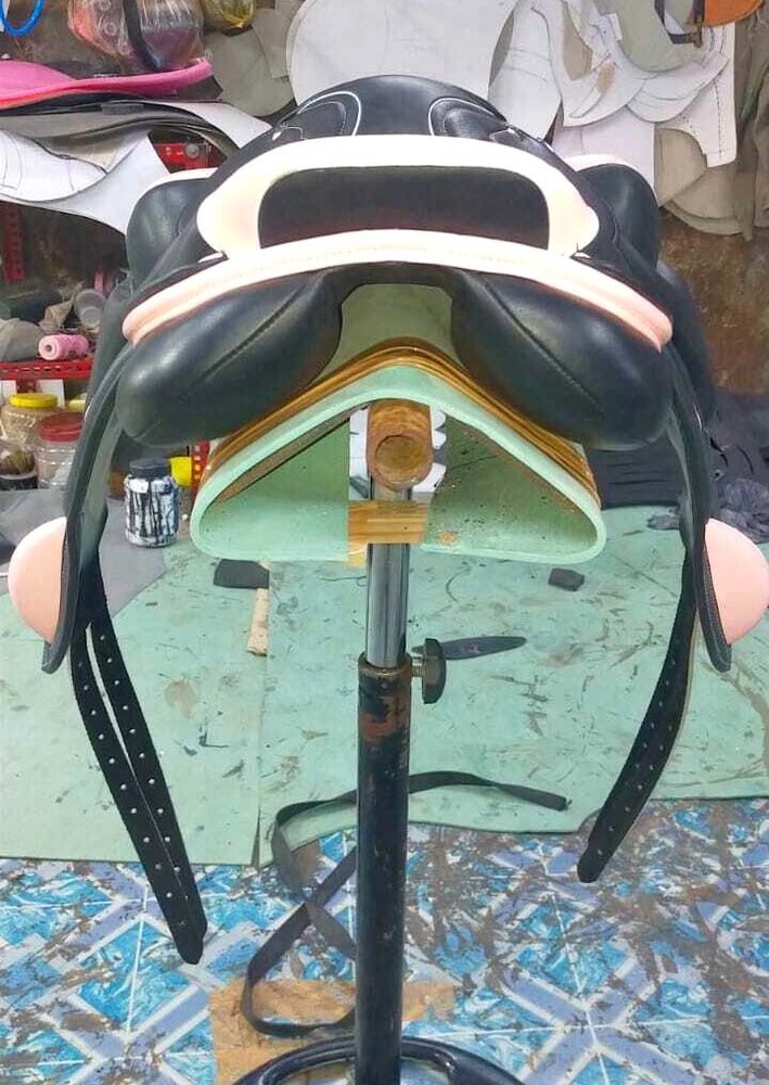 Leather Jumping/Close contact, Monolap Changeable Gullets Saddle