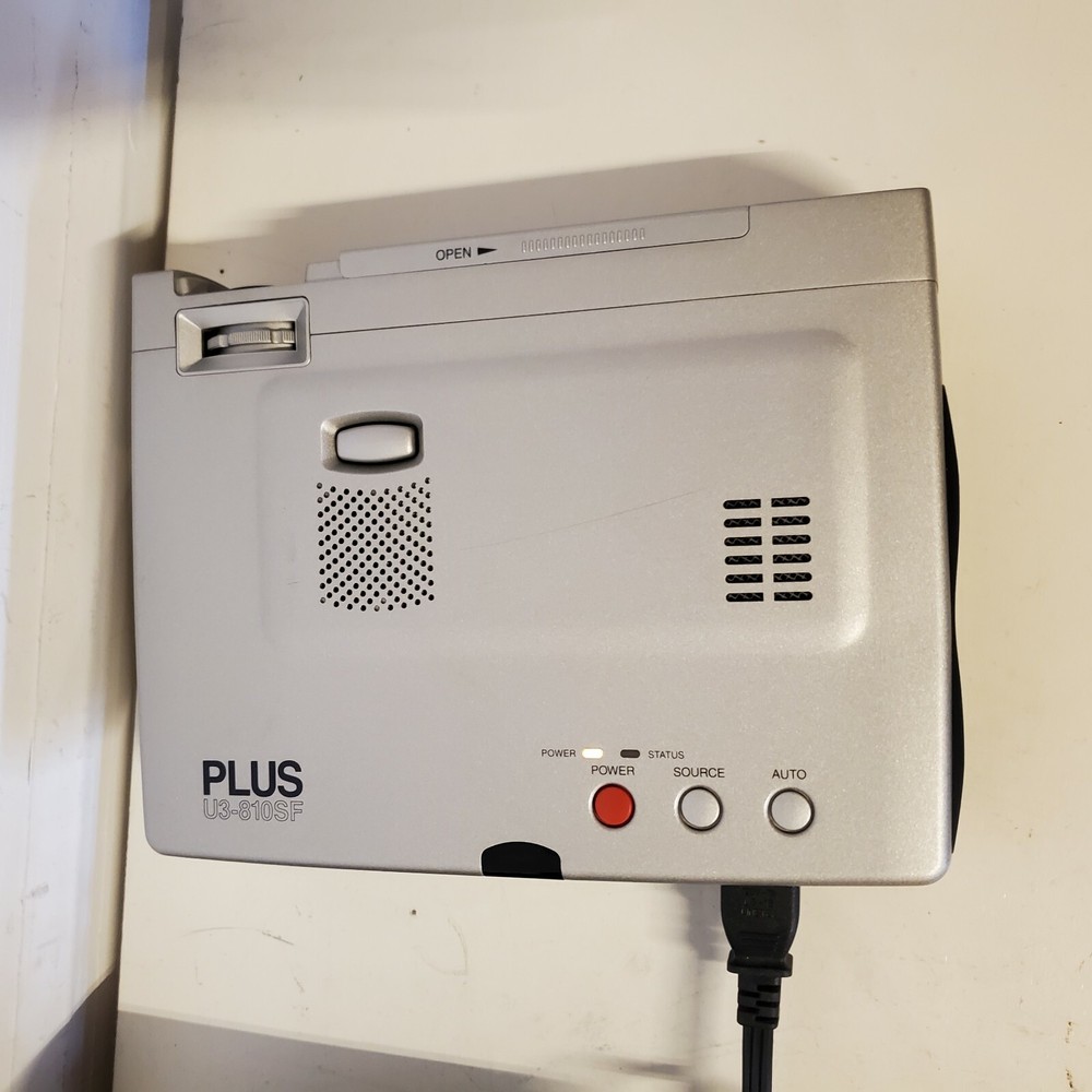 PLUS U3-810 DATA PROJECTOR with remote, user manual & case