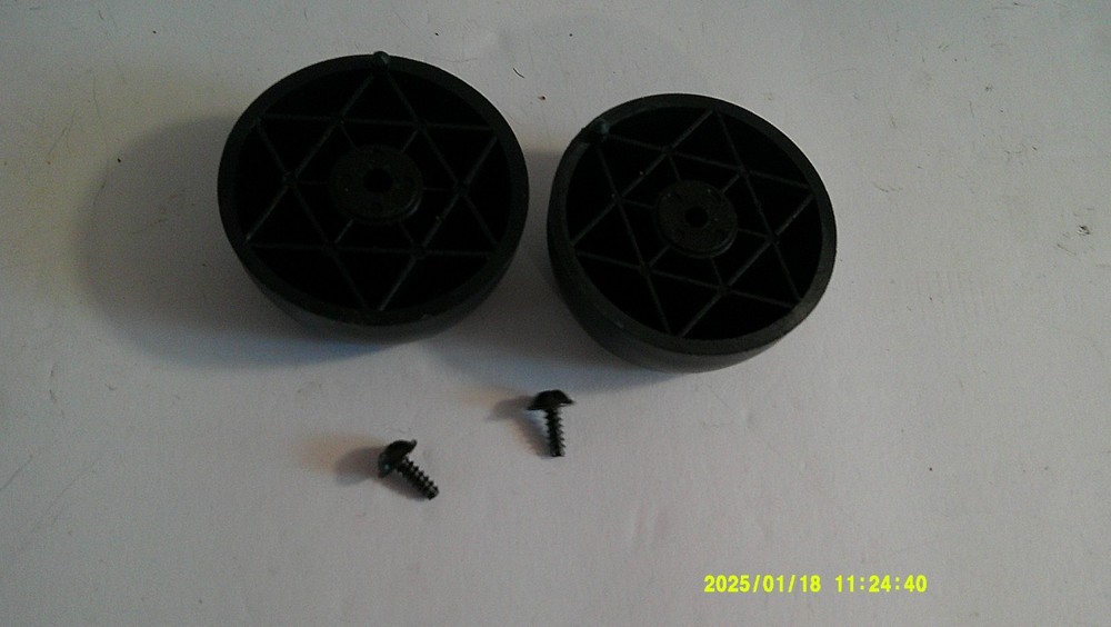 INTEGRA DTR-7.2 AV-Receiver Feet (2)