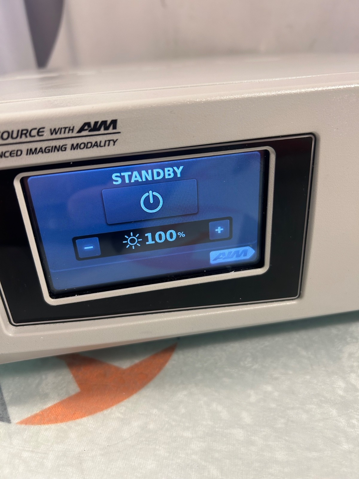 Stryker L10 LED Light Source with AIM 220220300