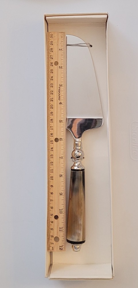 Tizo Horn Cake Pie Server 12"