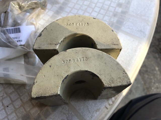 50984178 BUSHING, CENTRALIZER 1 SET