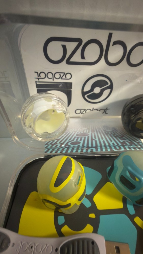 Ozobot Bit2.0 Dual Pack 2 Robots Competition Series STEM CodingCase USB OzoSkins