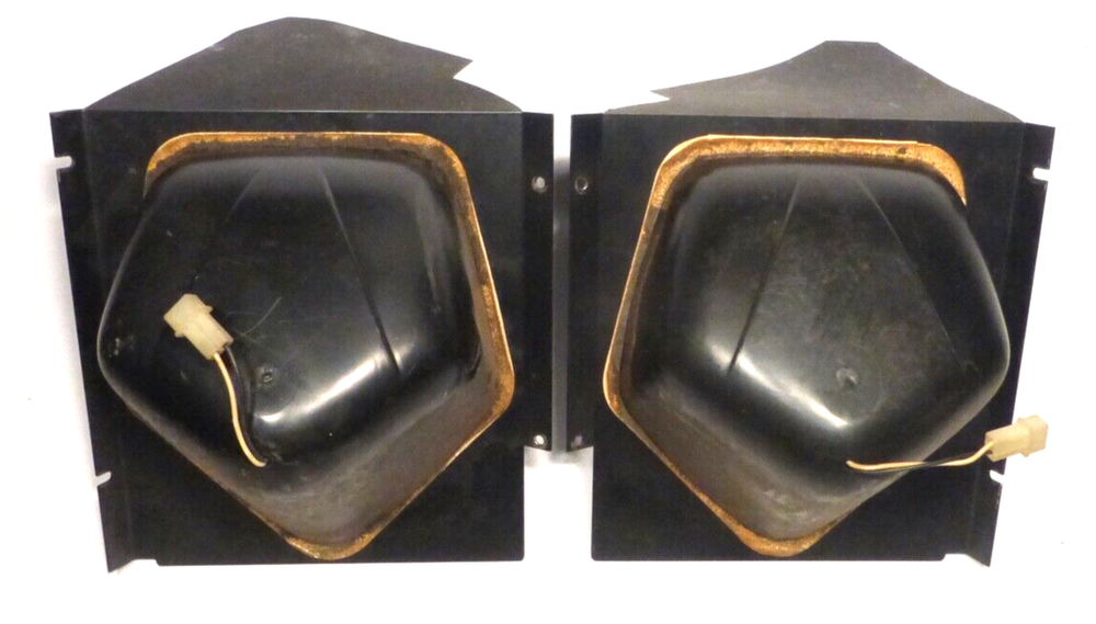 ROWE R-74 JUKEBOX: TWO 6" MID-RANGE SPEAKERS - 6 OHMS - Tested / Working