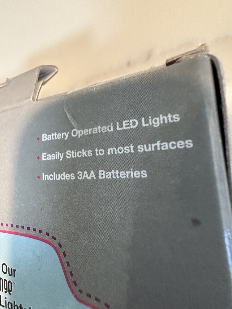 2014 Locker Lounge School Locker LED Lights 8 FT Long 1 Pack