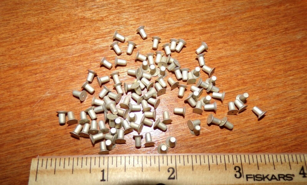 100 Aircraft Rivets MS20426AD3-3