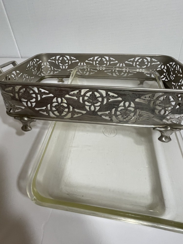 Vtg Footed Rectangular Serving Tray With Pyrex Serving Dish