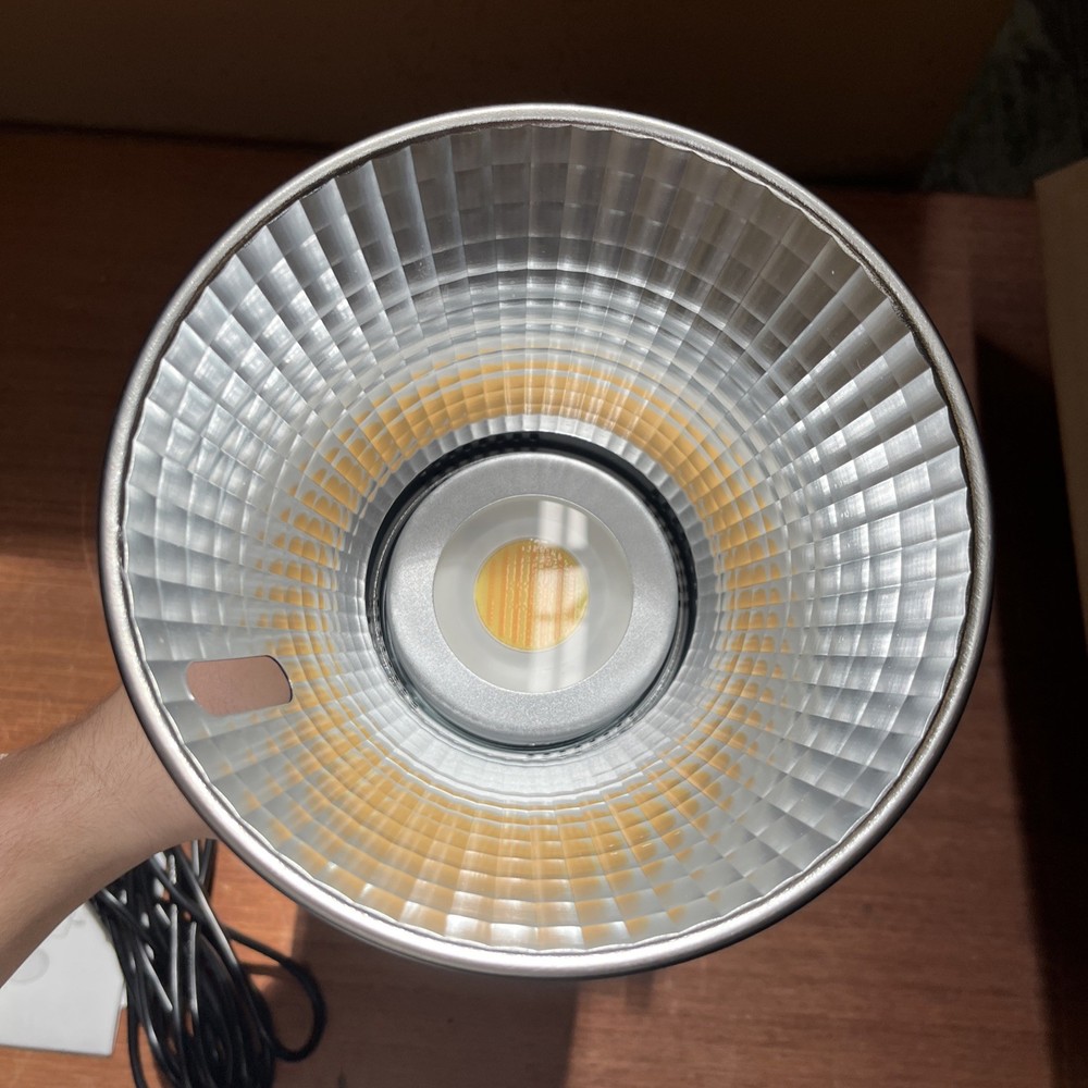 NEEWER CB200B bi-Color LED VIDEO LIGHT