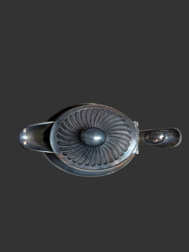 Vintage Silver Plated Decorative Teapot/Coffeepot with Hinged Lid