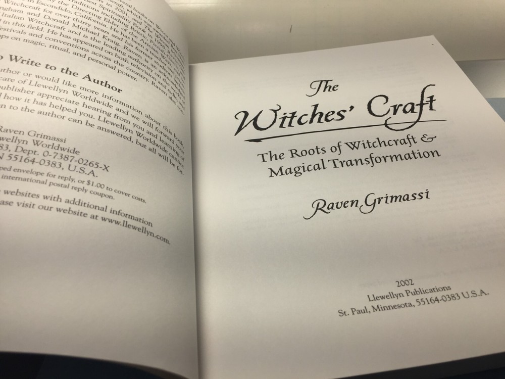 The Witches Craft by Raven Grimassi