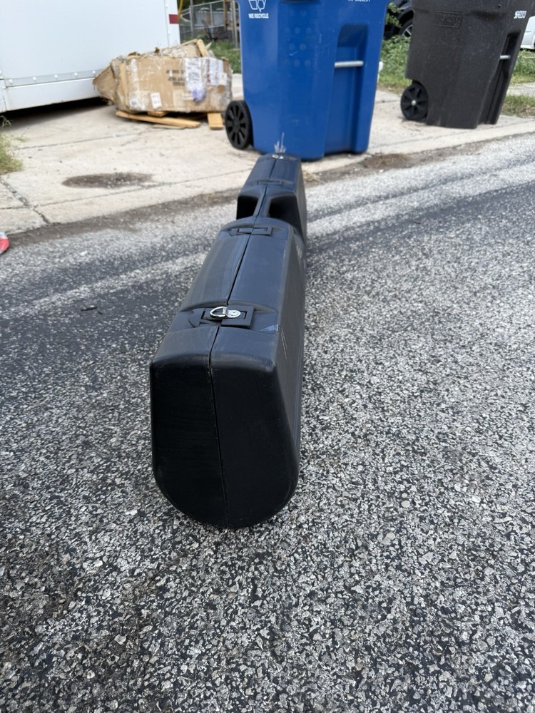 carrying banner case skyline “nice condition”