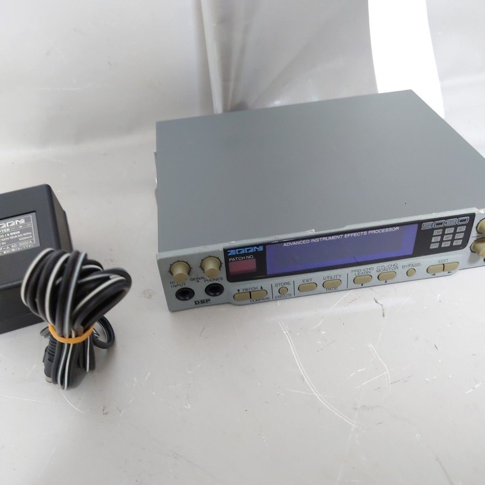 Repaired Zoom 9030 Advanced Instrument Effects Processor Confirmed Operation