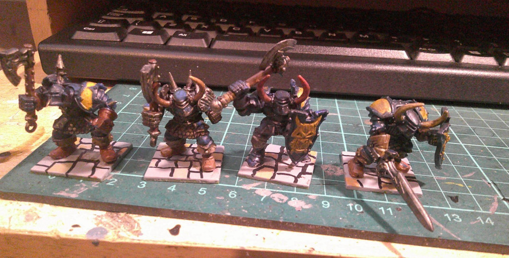 4 Chaos Warriors WHFB painted Games Workshop plastic 1998