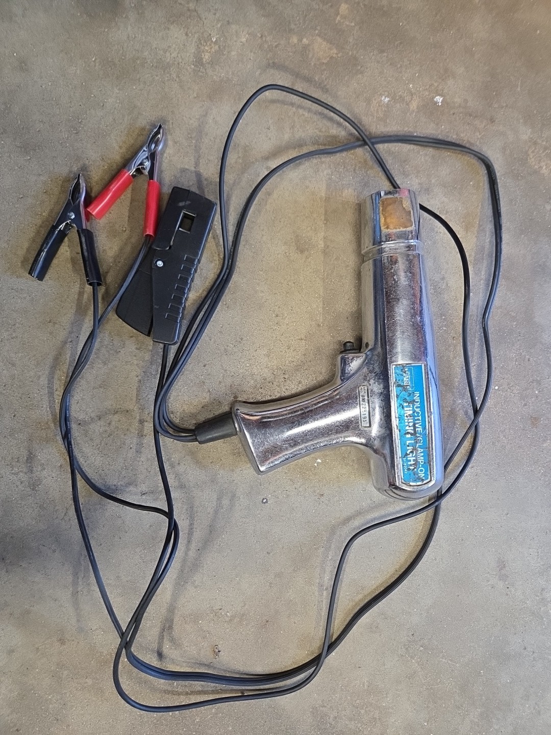 Montgomery Ward  Vintage Rugged Chrome Metal Inductive/ Clamp On Timing Light