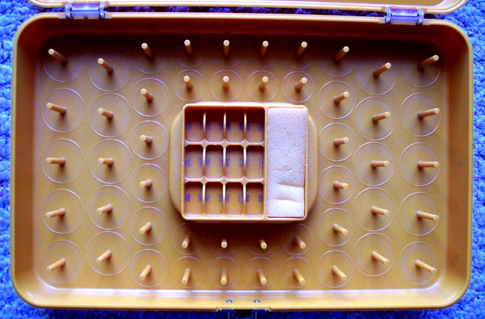 WILSON WIL-HOLD Plastic Sewing Box Thread Storage Caddy Yellow