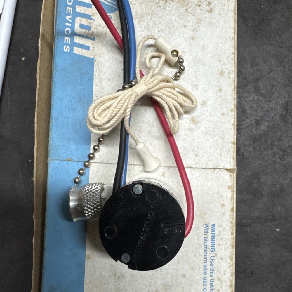 Leviton 1691-50 Pull Chain Switch Three Speed Four Position White