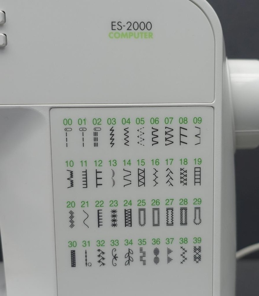 Brother ES-2000 Lightweight Portable Sewing Machine +Manual/Rolling Case Tested